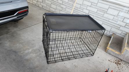 Dog cage medium