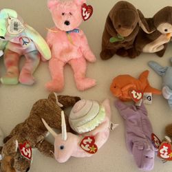 30 Beanie Babies 