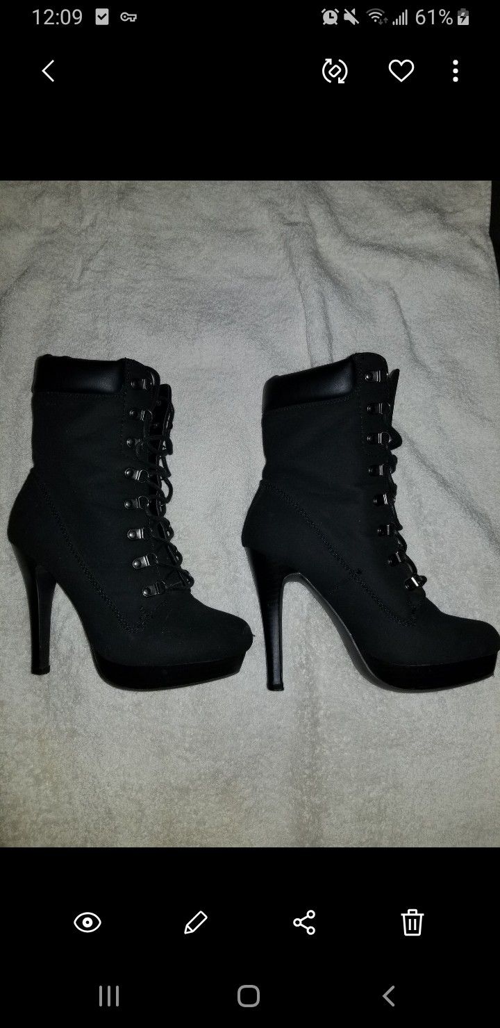 Shoedazzle Trixey Stiletto Hiker Bootie Size6 for Sale in Queens NY OfferUp