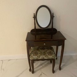 Make up table with Stool