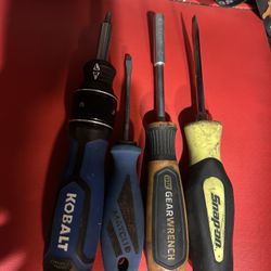 Screw Drivers 