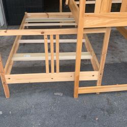 Bunk bed