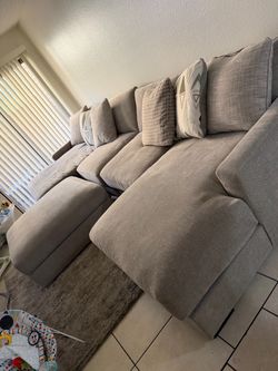 Sectional sofas with ottoman
