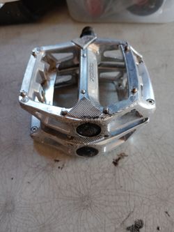 Vantage se bike pedals