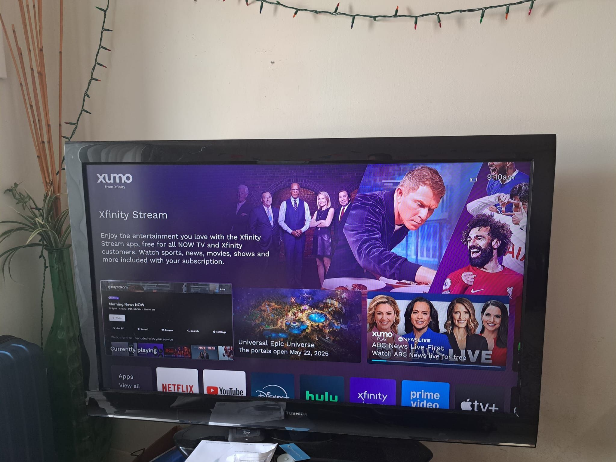 TOSHIBA TV with a Remote