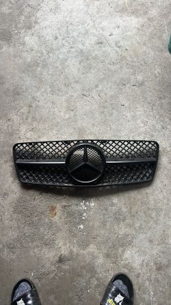 Mercedes Grill