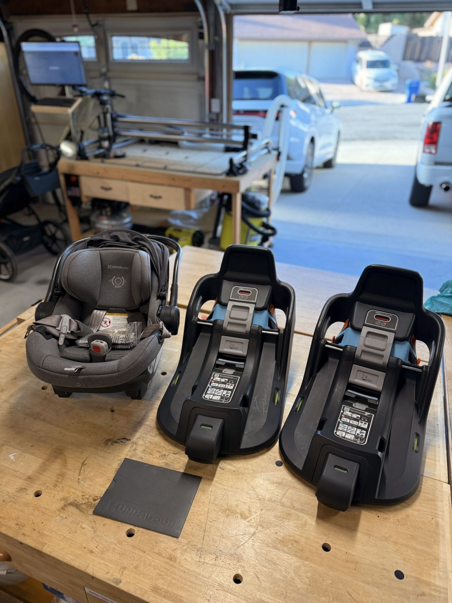 UPPAbaby Aria Infant Car Seat with Two Bases – Like New