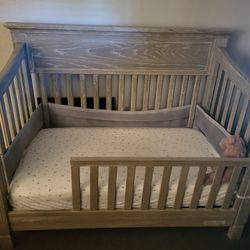 Grey Crib Turns Into Bed 