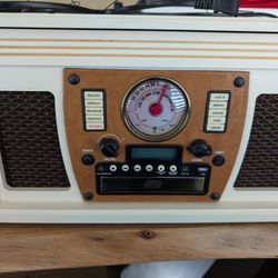 Nostalgic Record Player - Bluetooth 