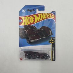 Hot Wheels BATMAN: ARKHAM ASYHAM BATMOBILE 1:64 Die-cast Car Model Toys