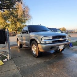2000 Chevrolet S-10