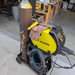 MIG / TIG WELDER. FULL KIT EVERYTHING YOU NEED TO GET STARTED. - Read Description 