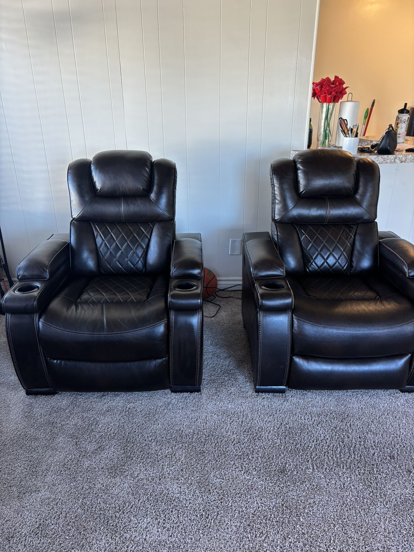 Recliner Chairs