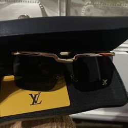 Louis Vuitton Glasses 
