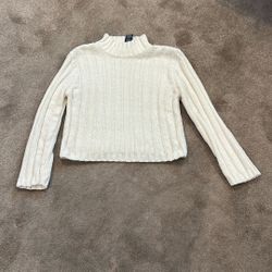 Free Junior Large 100% Acrylic Cream Sweater