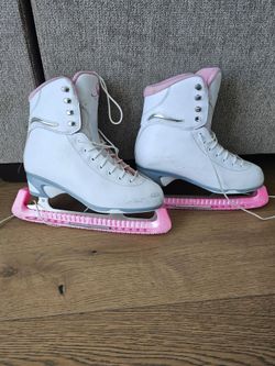 Ice Soft Skate by Jackson