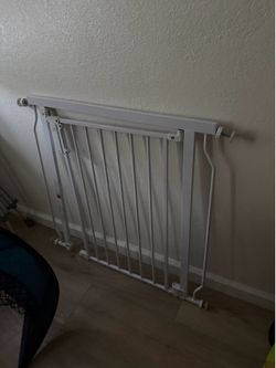 Baby gate