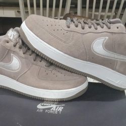 100% AUTHENTIC Men's Nike Air Force 1 Mid '07 LV8 MINK BROWN/SAIL Premium Size 9.5 NEW IN BOX $80