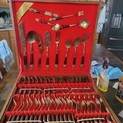 Incredible 120 Piece Vintage Silverware Set 