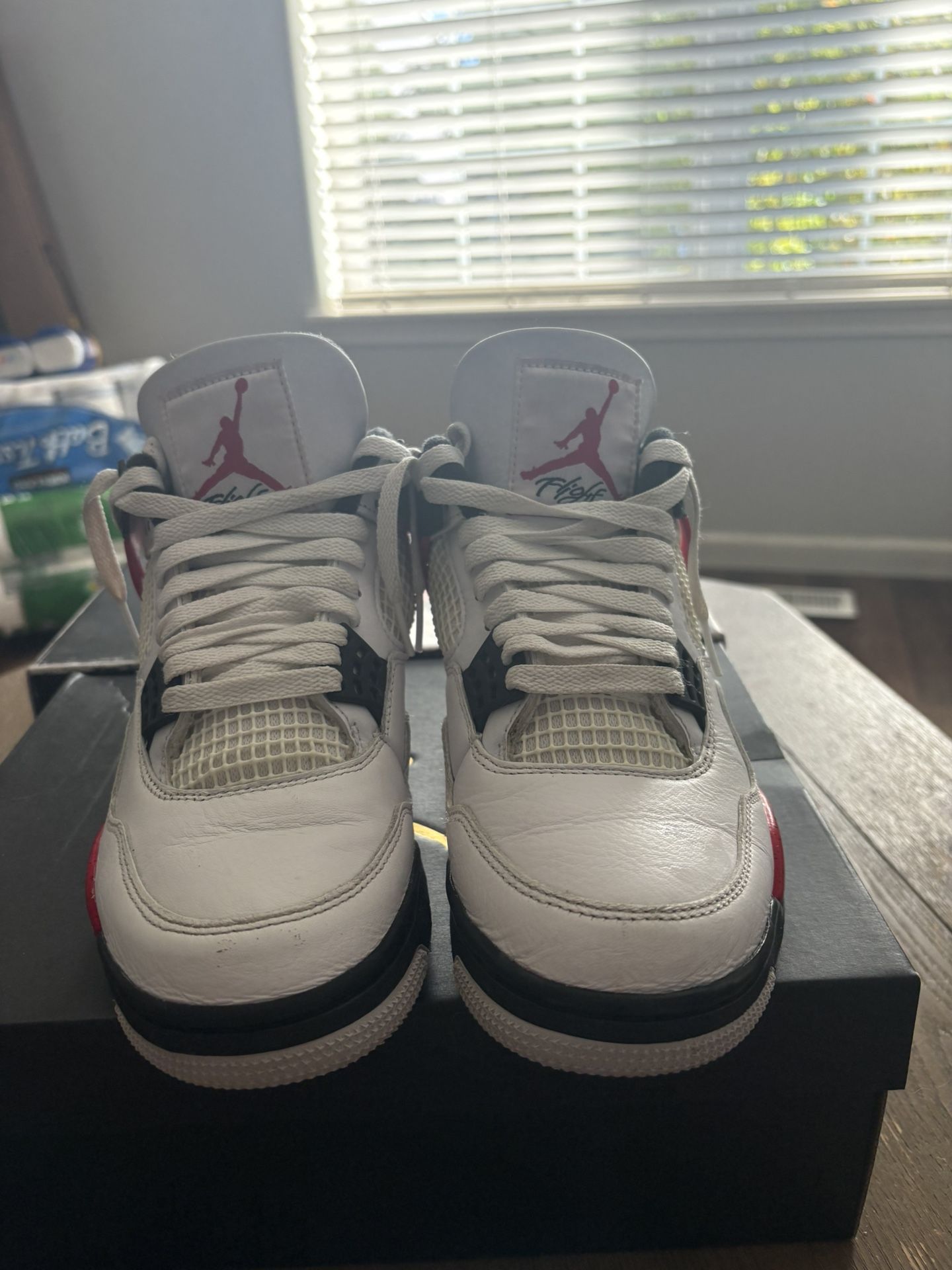 Jordan 4 Red Cement Size 8 Mens