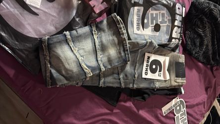 Men’s 6 neighborhood stacked black size 30
