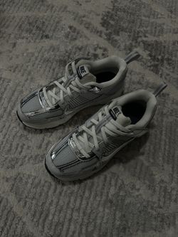 Nike Vomero 5