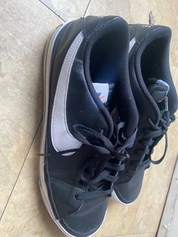 Nikes used men’s size 11