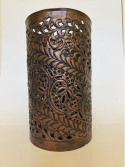 Decorative Hurricane Style Container