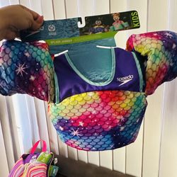 Brand New Speedo Kids Splash Jammers