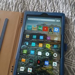 Amazon Fire 10 Tablet 