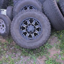 Super Duty 8x170  Black Rhino Wheels
