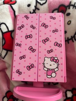 Hello kitty impressions trifold led mirror