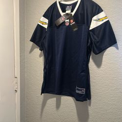 Chargers Women Size Large Jersey New