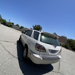 2003 Lexus 