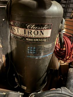 60 Gal Campbell hausfield Air compressor