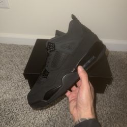 Jordan 4 Black Cat