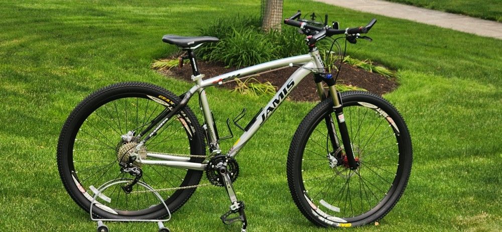 JAMIS DAKOTA D29ER - CROSS COUNTRY - LARGE FRAME - TUNED