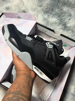 Jordan 4 size 11.5