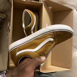 Gold Classic Vans 