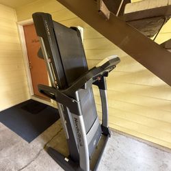 Nordictrack Treadmill C900