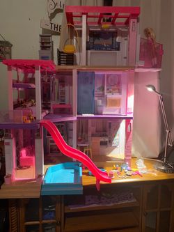 Barbie Dreamhouse 3-Story Dollhouse with Furniture