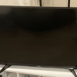 Toshiba TV 43”