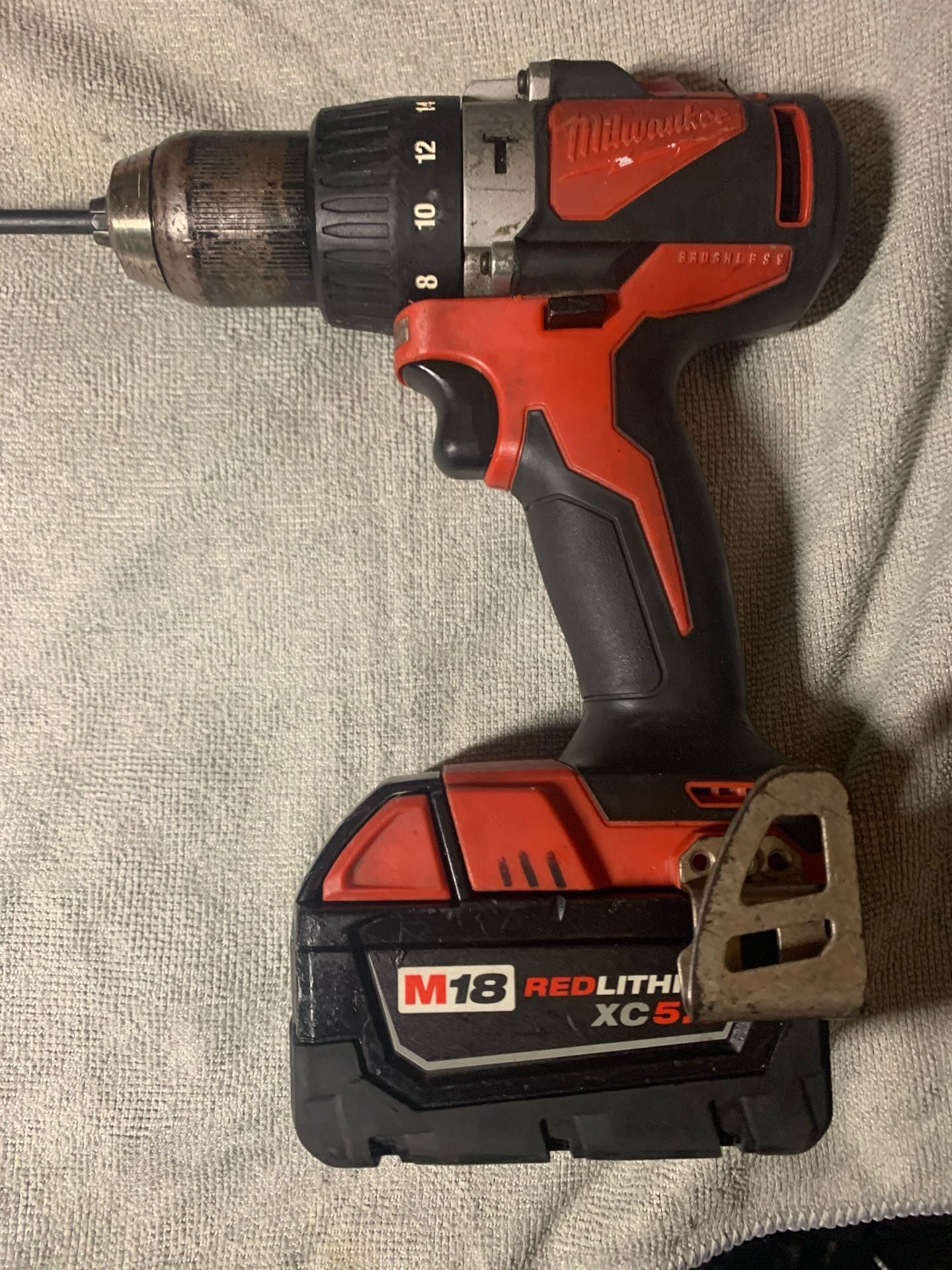 Milwaukee Brushless Drill With A With A M18 Xc5.0 Battery