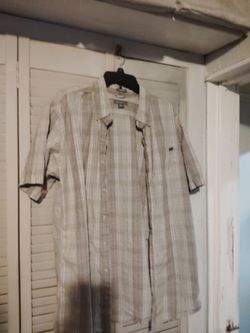 Men's Short Sleeve Button-Up Plaid Shirt