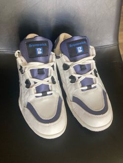Brunswick bowling shoes 8.5