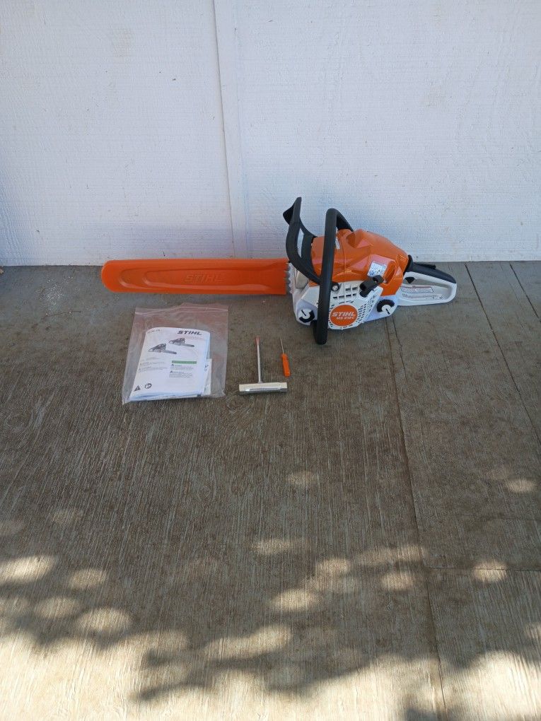 Stihl Chainsaw MS 212 C 18"