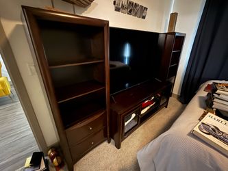 Bedroom/Living Room TV Stand with Bookshelves