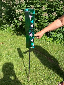 Large 45" Mosaic Glass Garden Stake / Yard Art (4"x18" Glass)