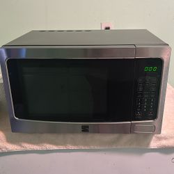 Microwave/ Oven