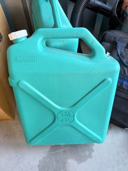 Reliance Aqua-Tainer 6 Gallon Water Containers
